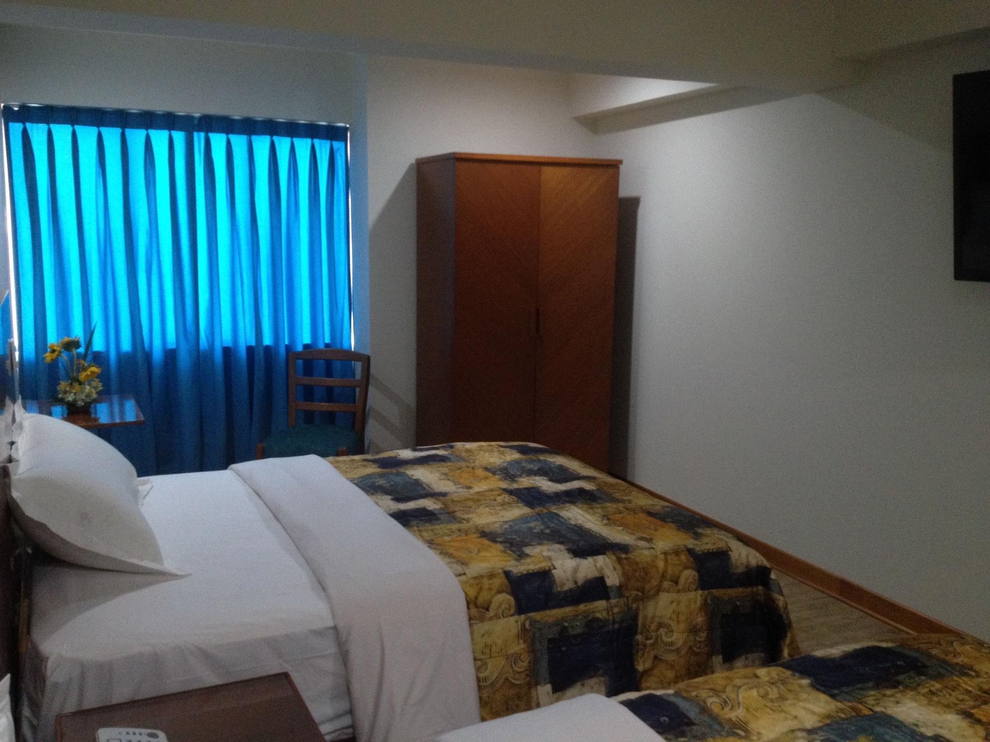 Esencia Hotel 3*