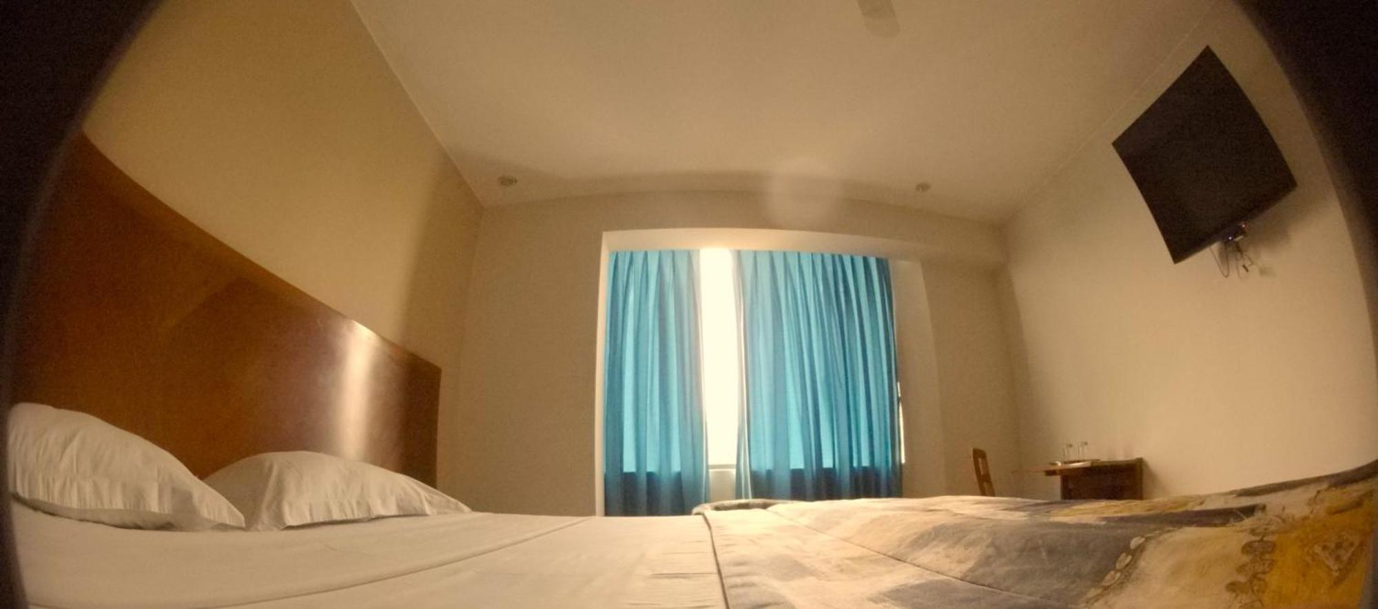 Hotel Esencia 3*